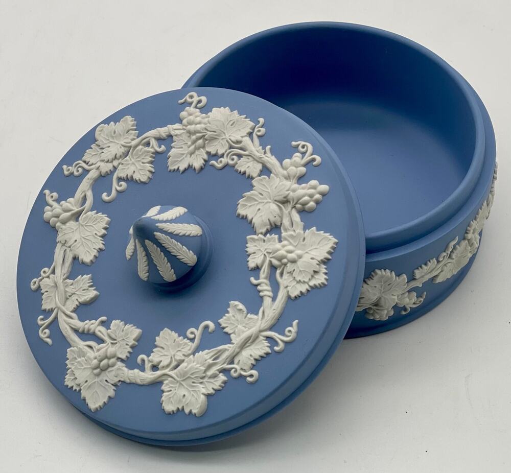 Wedgwood Blue Jasperware Round Acanthus Trinket Box Candy Dish